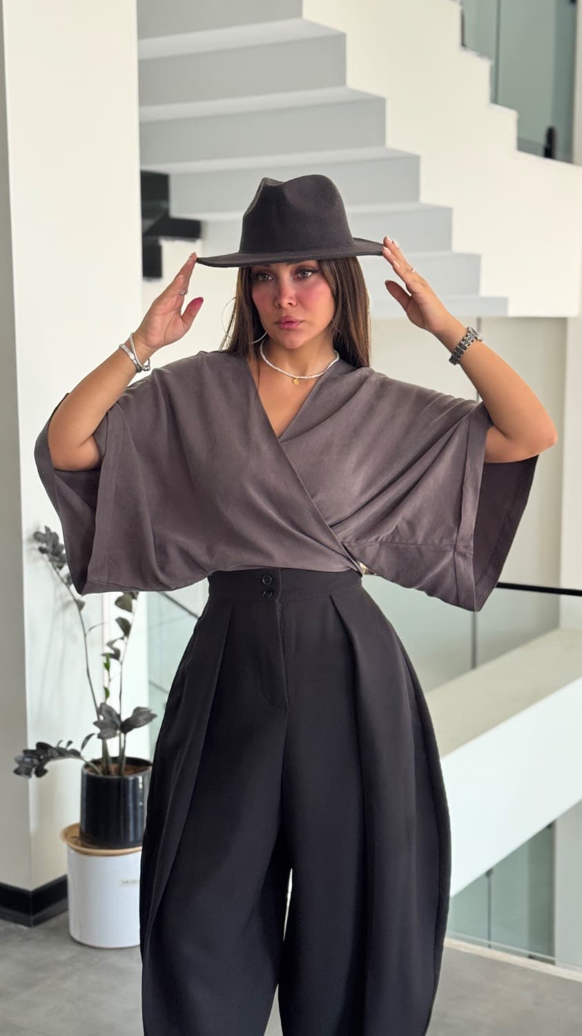 شومیز پشت گره ای