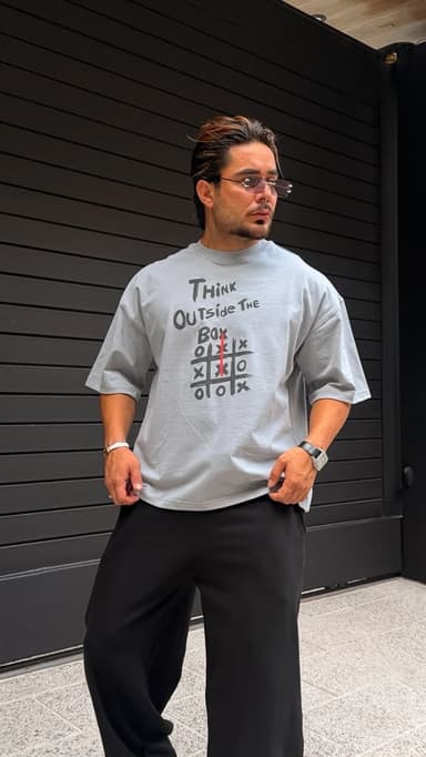 تیشرت outside the box