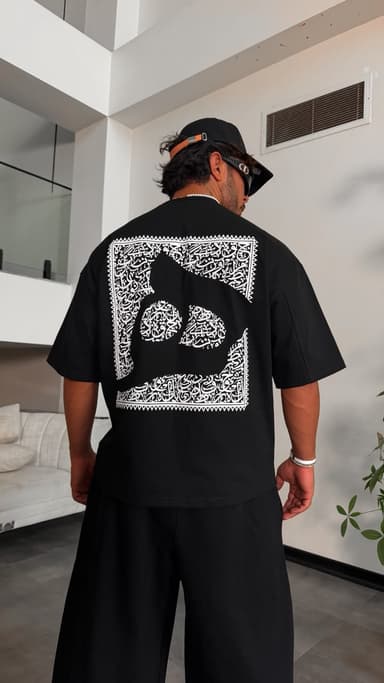 Black Calligraphy تیشرت