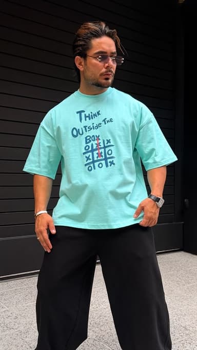 تیشرت outside the box